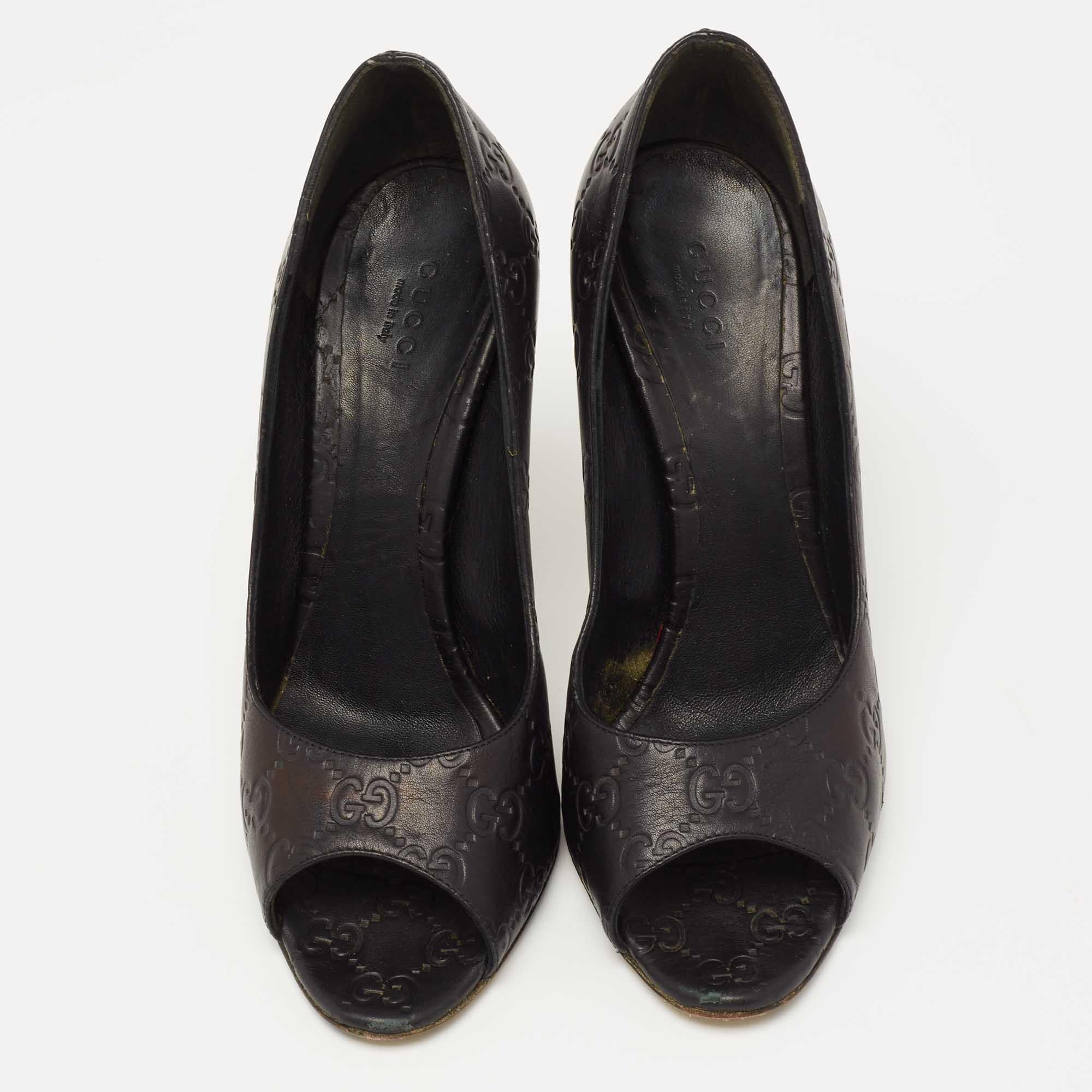 Gucci Black Guccissima Leather Open Toe Pumps Size 38 In Fair Condition In Dubai, Al Qouz 2