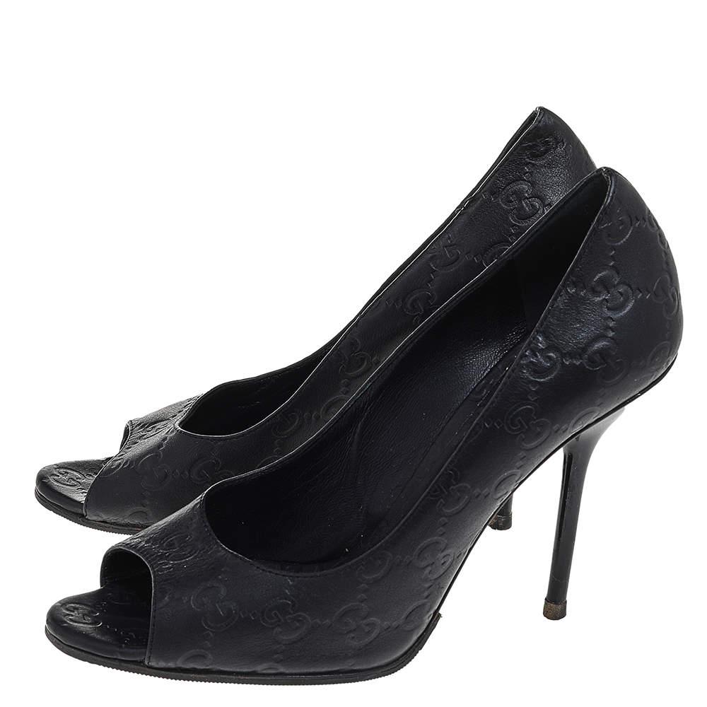 Women's Gucci Black Guccissima Leather Peep Toe Pumps Size 38