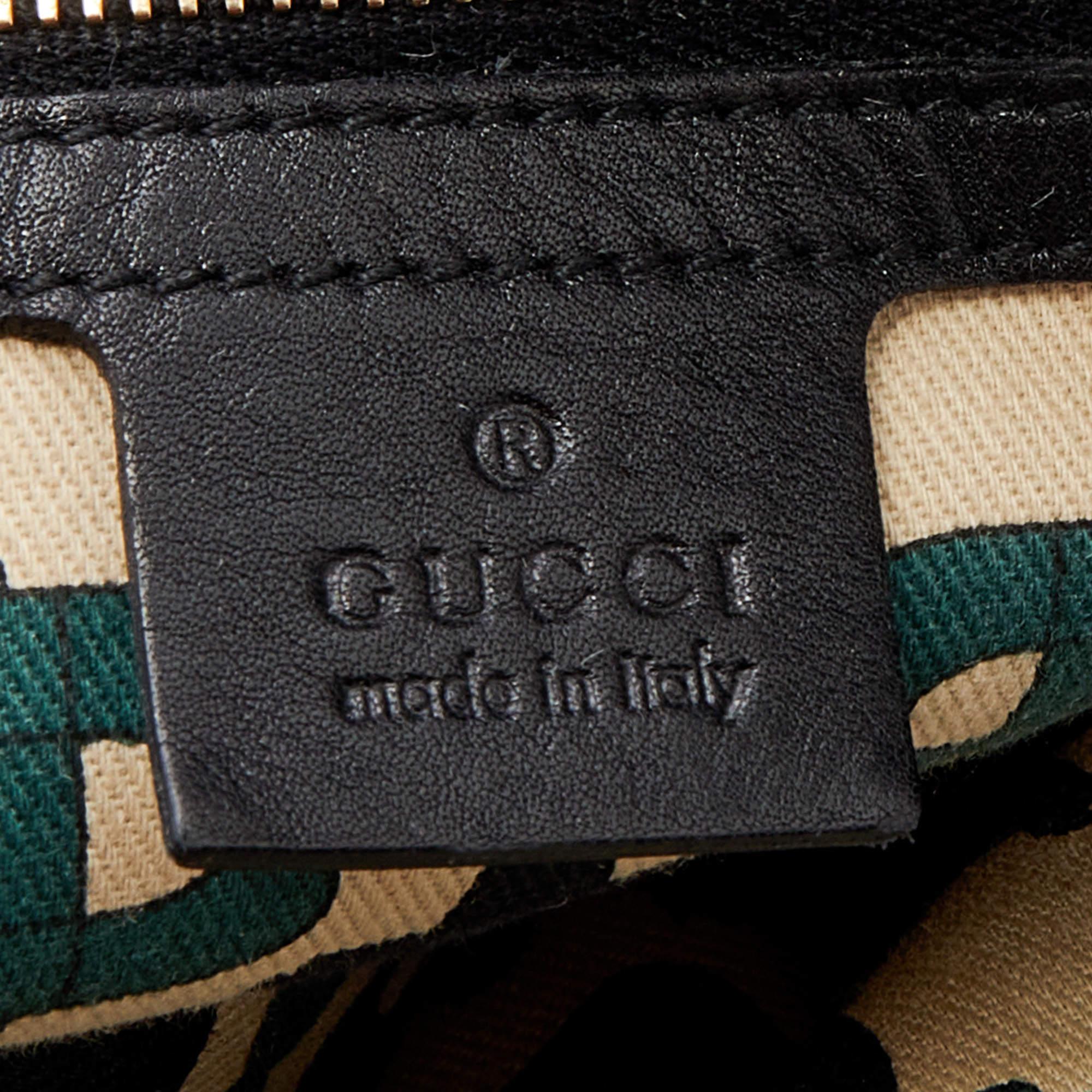 Gucci - Sac à bandoulière en cuir noir « Pelham » Guccissima 5