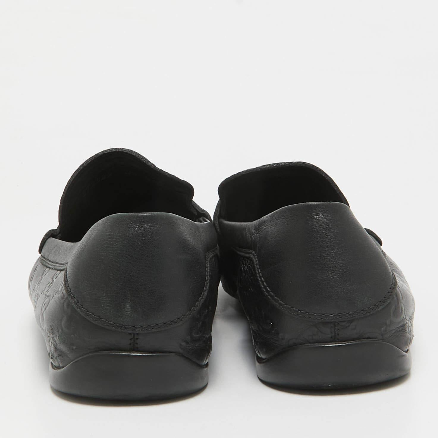Gucci Mocassins à enfiler en cuir Guccissima noir Taille 42.5 Pour hommes en vente
