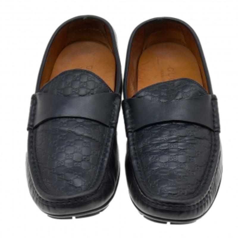 Gucci Mocassins à enfiler en cuir Guccissima noir Taille 43.5 État moyen à Dubai, Al Qouz 2