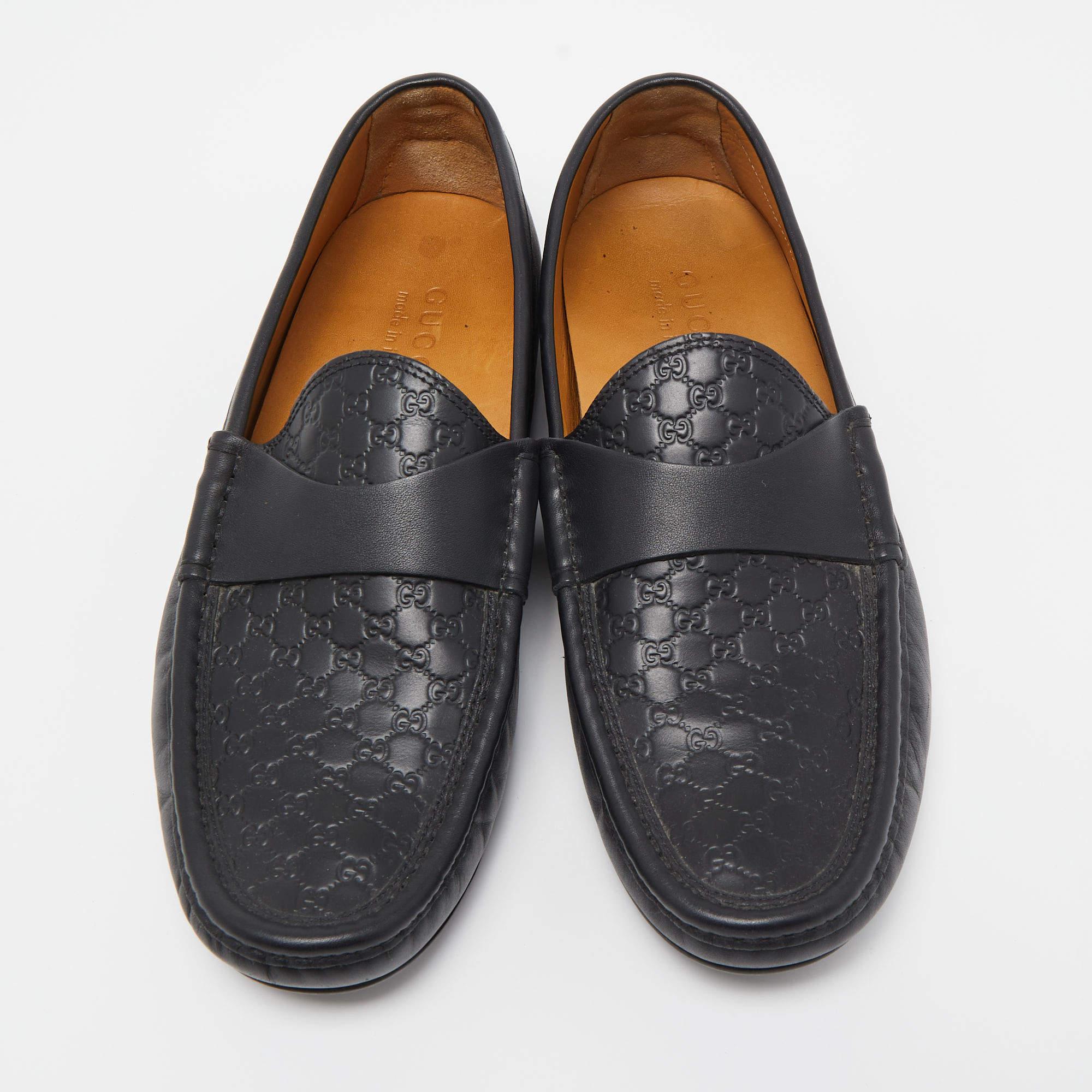 Practical, fashionable, and durable—these designer loafers are carefully built to be fine companions to your everyday style. They come made using the best materials to be a prized buy.

