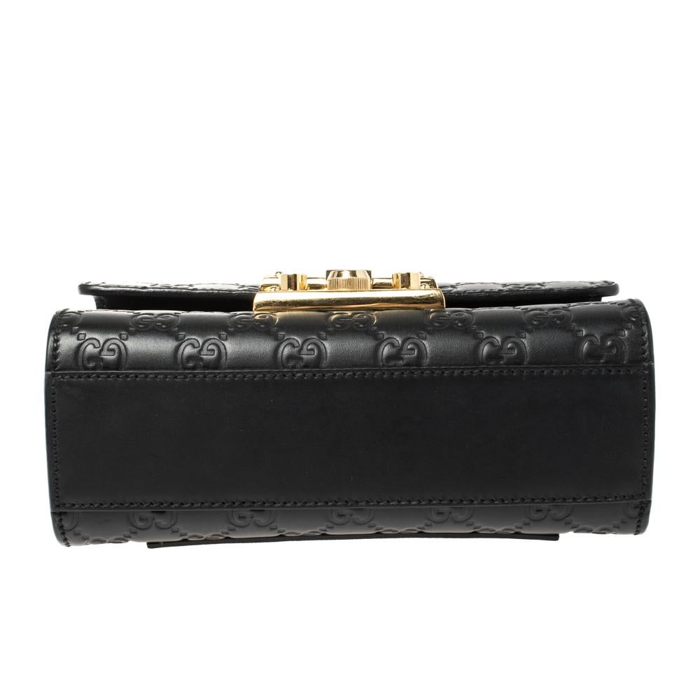 Gucci Black Guccissima Leather Small Padlock Shoulder Bag In Good Condition In Dubai, Al Qouz 2