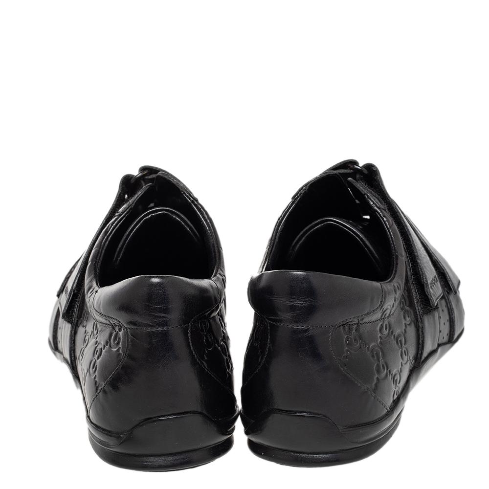 Gucci Black Guccissima Leather Velcro Low Top Sneakers Size 42.5 In Good Condition In Dubai, Al Qouz 2