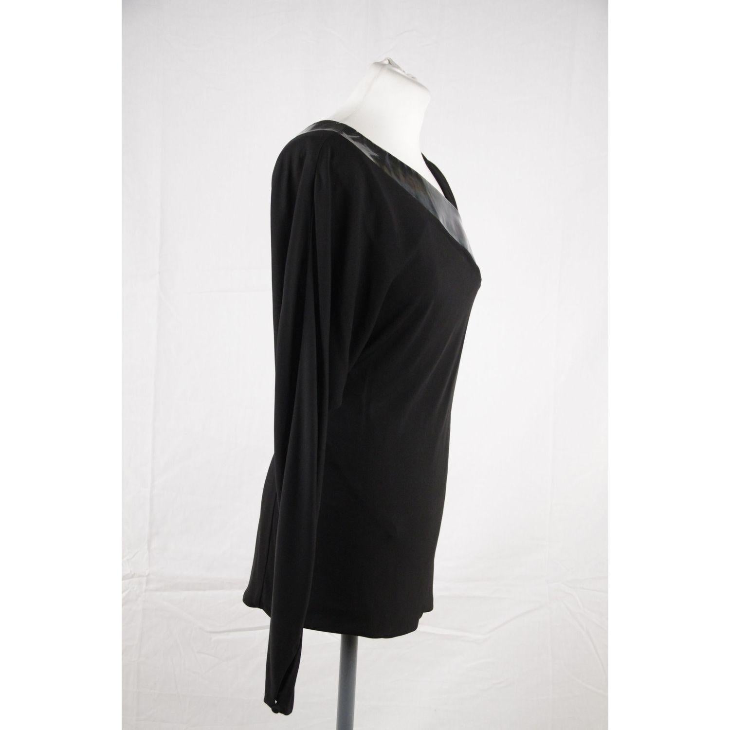 Gucci Black Jersey Asymmetric Top with Patent Leather Trim Size 42 In Excellent Condition In Rome, Rome