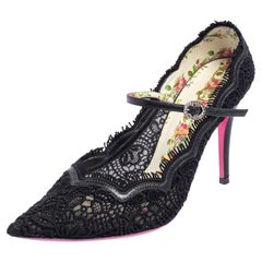 Gucci Black Lace And Leather Virginia Mary Jane Pumps Size 37.5