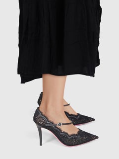 Gucci Black Lace Pointed Toe Heels Size IT 38