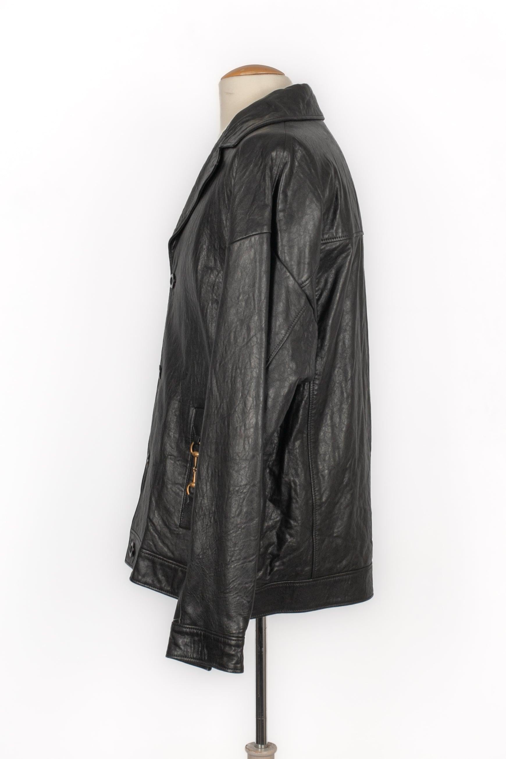 Gucci - (Made in Italy) Black lamb leather men jacket with golden metal buckles. Size 52FR indicated.

Additional information:
Condition: Very good condition
Dimensions: Shoulder width: 61 cm - Chest: 59 cm - Sleeve length: 59 cm - Length: 74
