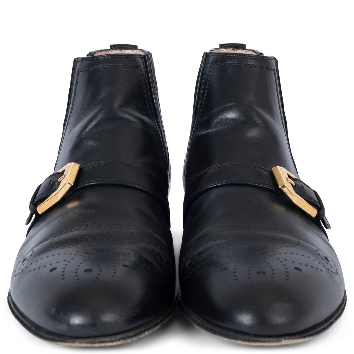 100% authentic Gucci G brogue ankle boots in black smooth leather with elastic panels on the side and pull tab at rear. Have been worn and are in excellent condition. Come with dust bag. 

2019 Pre-Fall

Measurements
Imprinted Size	38.5
Shoe