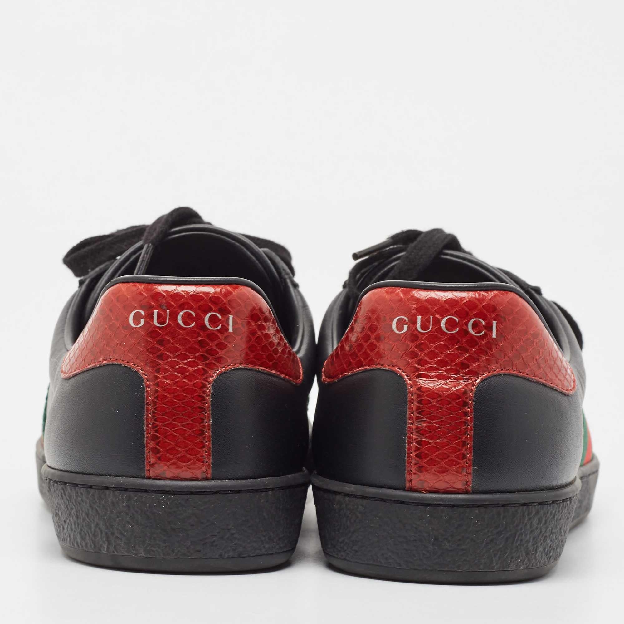 Gucci Black Leather Ace Web Low Top Sneakers Size 41.5 In Good Condition In Dubai, Al Qouz 2