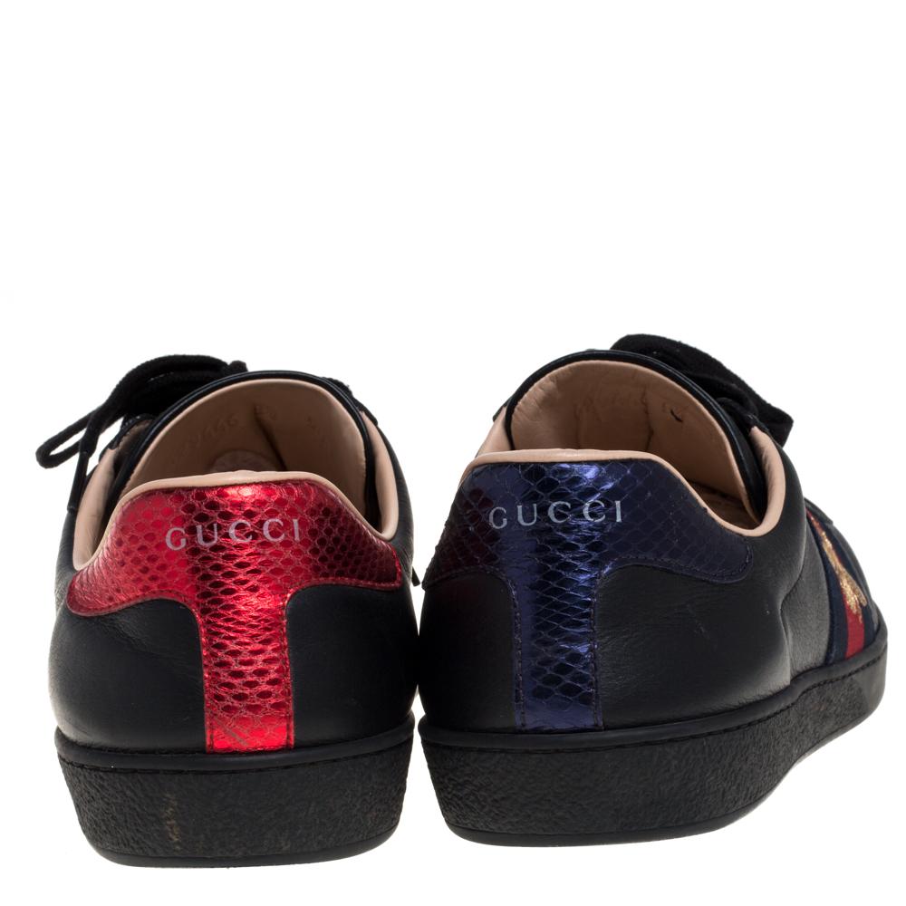 Gucci Black Leather Ace Web Sneakers Size 42.5 In Good Condition In Dubai, Al Qouz 2