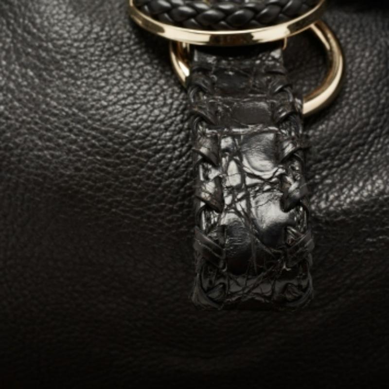 Gucci, borsa media G Wave in pelle nera e coccodrillo in vendita 6