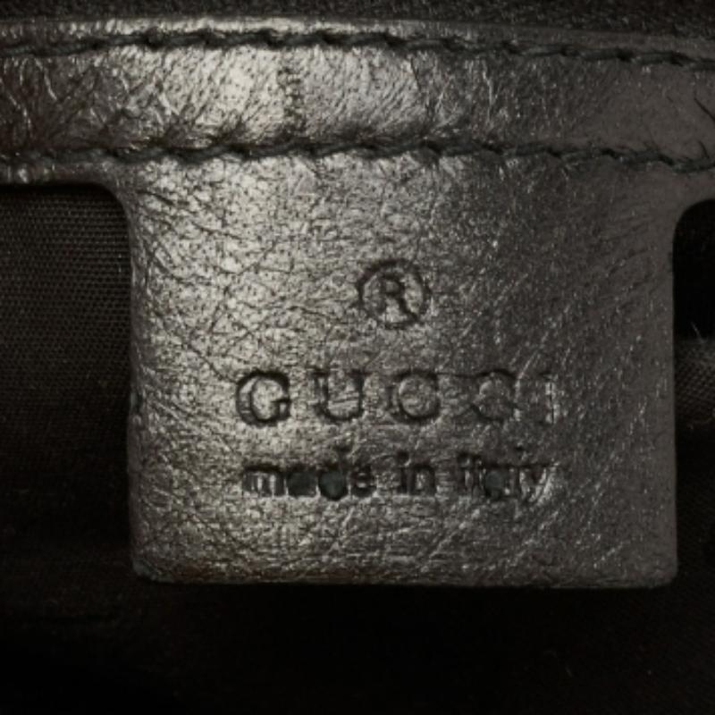 Gucci, borsa media G Wave in pelle nera e coccodrillo In condizioni buone in vendita a Dubai, Al Qouz 2