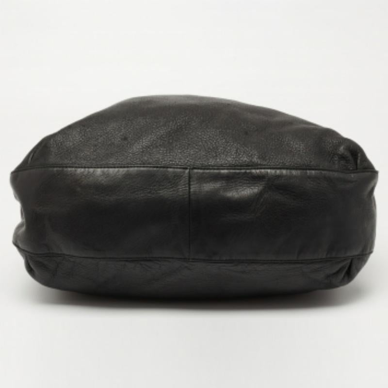 Gucci, borsa media G Wave in pelle nera e coccodrillo in vendita 1