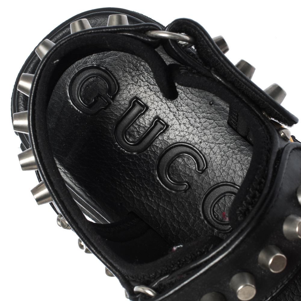 Gucci Black Leather And Mesh Aguru Studded Platform Sandals Size 41 In Good Condition In Dubai, Al Qouz 2