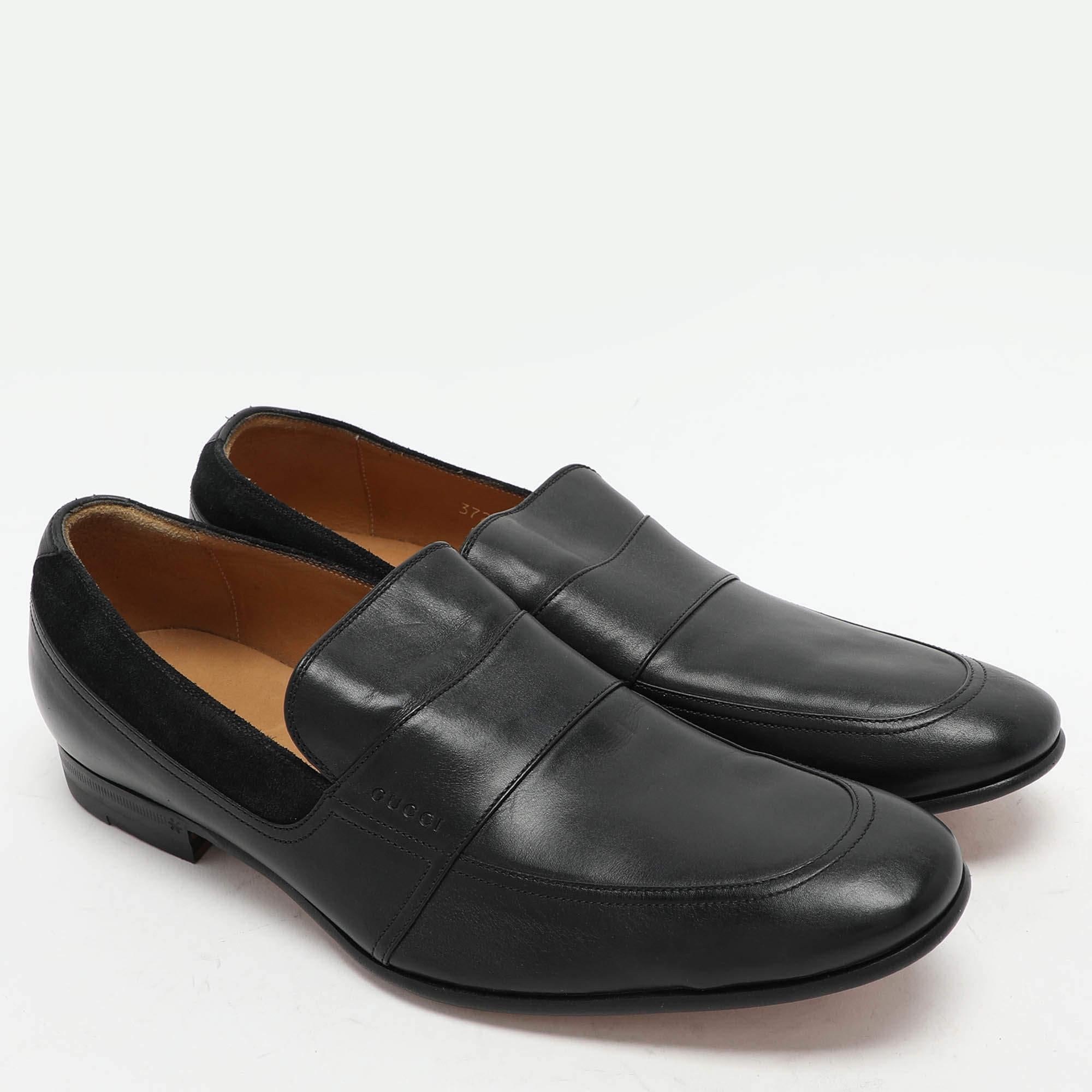 Mocasines Gucci de piel y ante negro talla 40 en Bueno estado para la venta en Dubai, Al Qouz 2