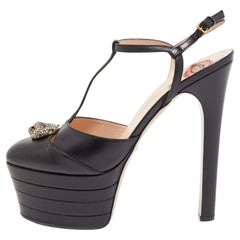 Gucci Black Leather Angel Platform Pumps Size 40.5