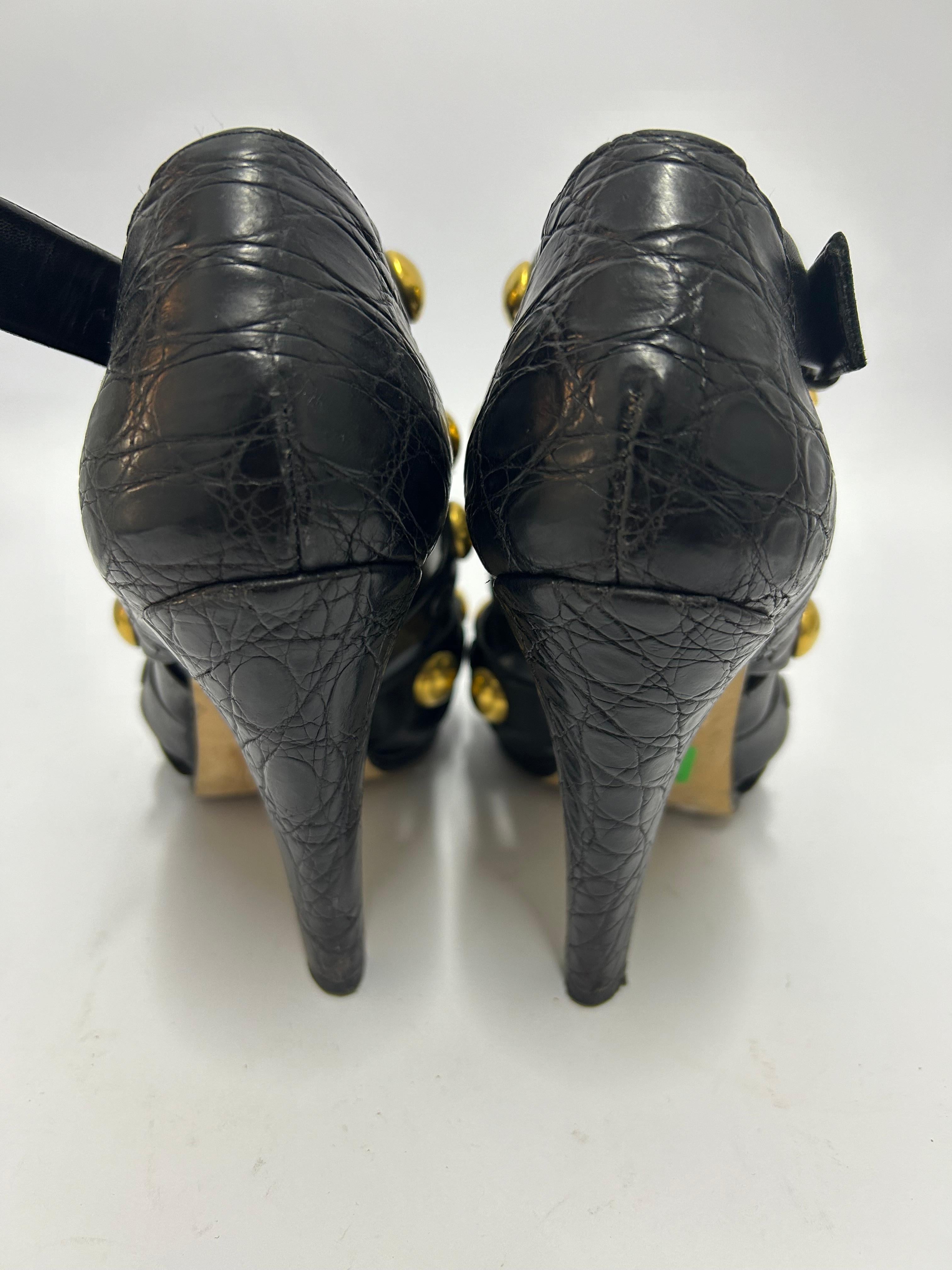 Gucci Black Leather Babouska Crisscross Booties Size EU 37 For Sale 7