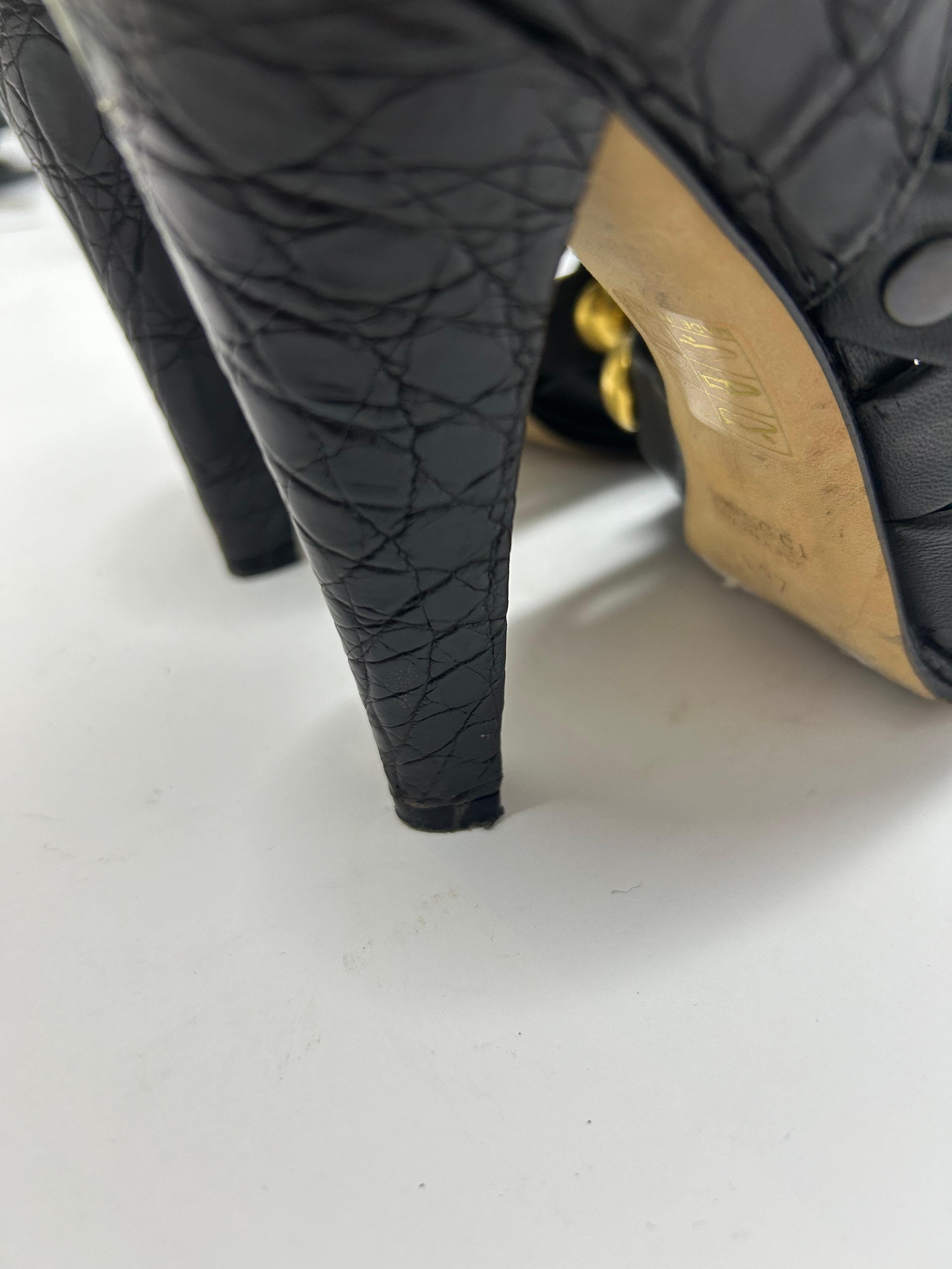 Gucci Black Leather Babouska Crisscross Booties Size EU 37 For Sale 9
