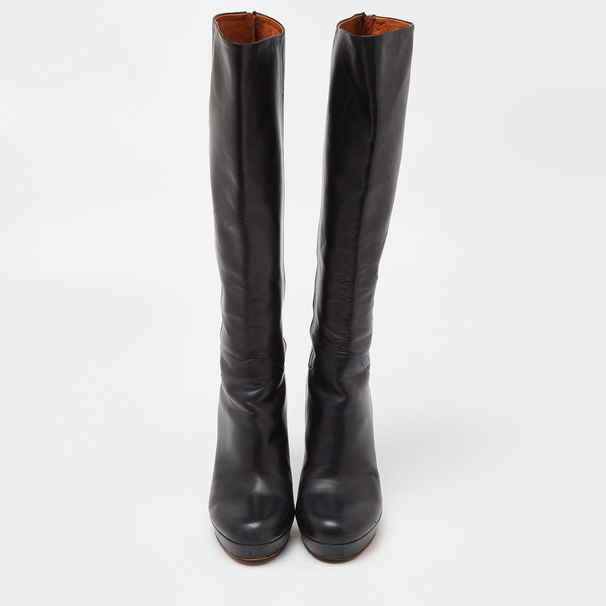 Gucci Black Leather Bamboo Tassel Knee Length Platform Boots Size 40 In Good Condition In Dubai, Al Qouz 2