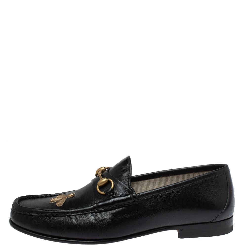 Gucci Black Leather Bee Embroidered Horsebit Slip On Loafers Size 43.5 In New Condition In Dubai, Al Qouz 2