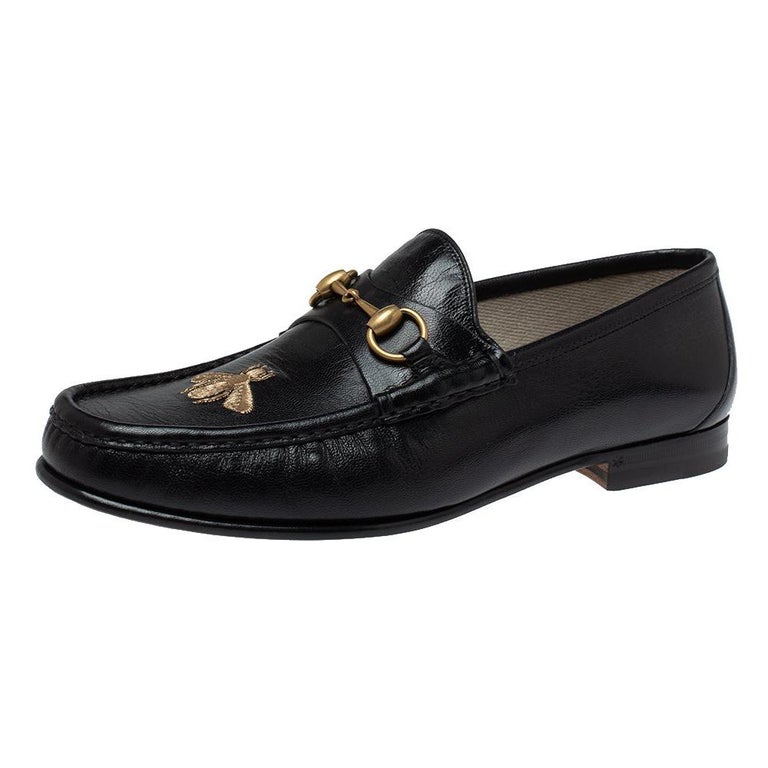 Gucci Black Leather Bee Embroidered Horsebit Slip On Loafers  display picture 1