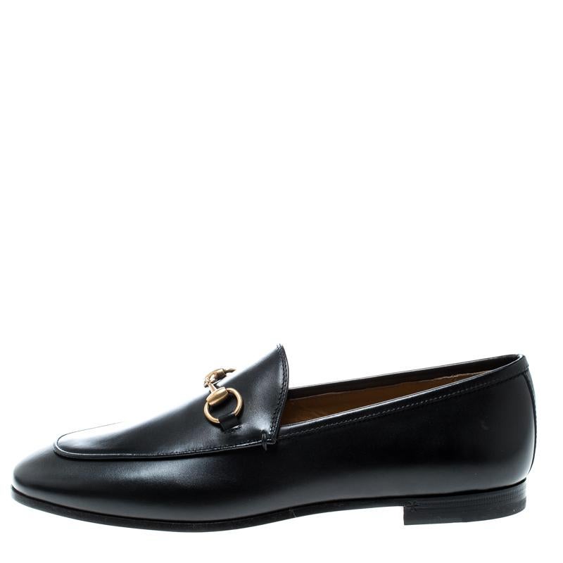 A pair of loafers are a timeless wardrobe essential, and this lovely pair from Gucci is instant love. Rendered in black leather, these Betis Glamour loafers are designed in a classic style are accented with gold-tone Horsebit details on the uppers,
