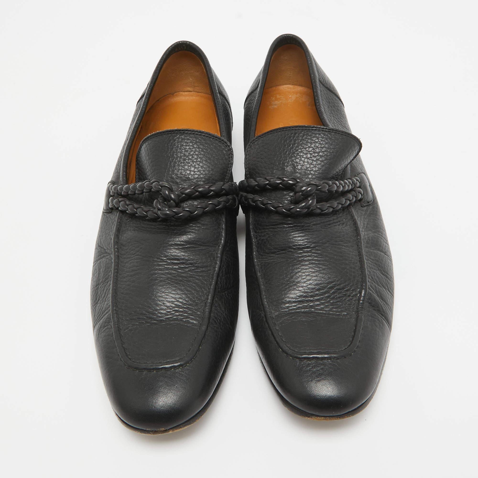 Noir Gucci Mocassins à enfiler en cuir noir avec détails tressés Taille 42 en vente