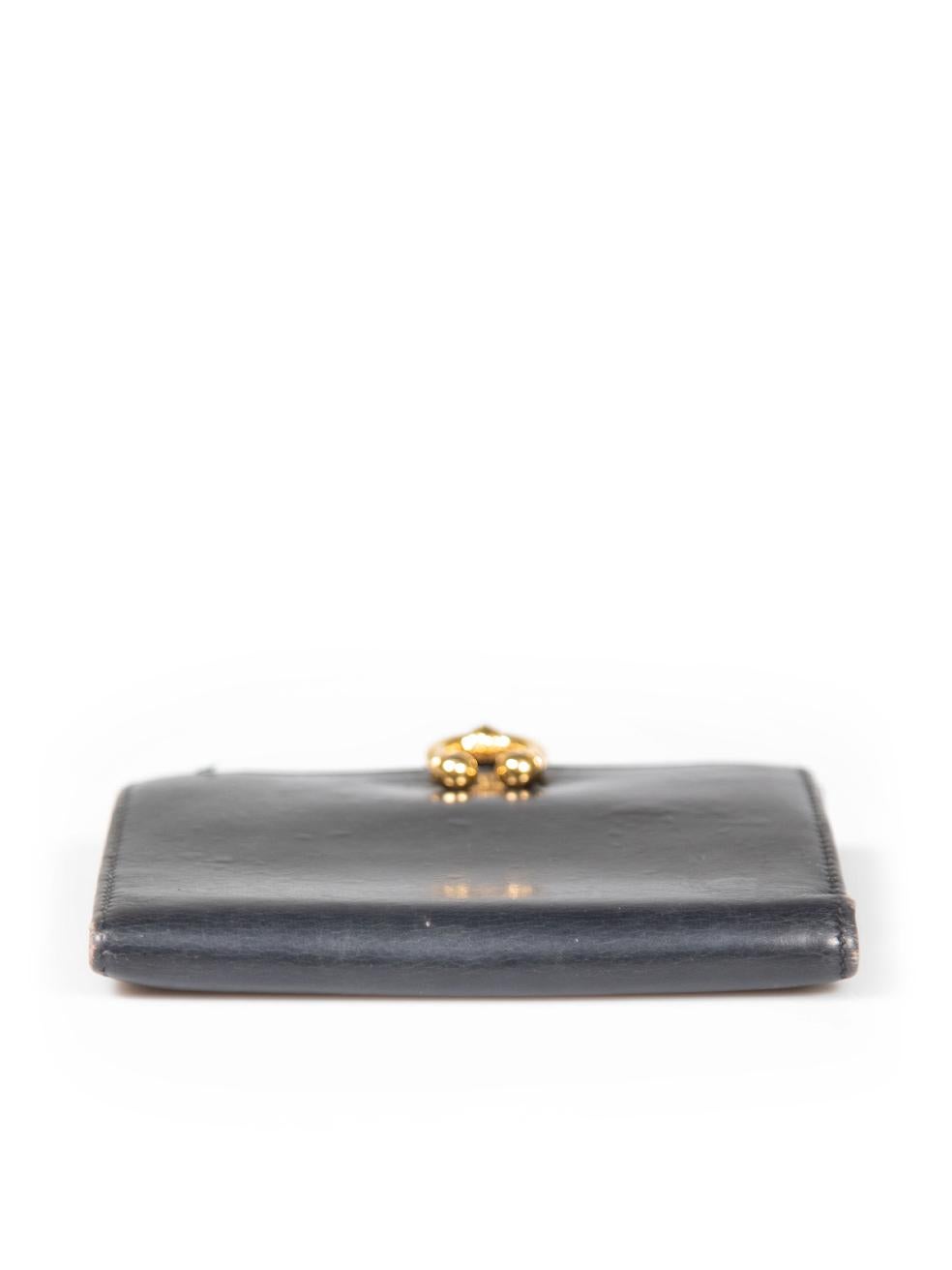 Schwarze Gucci-Brieftasche mit Lederschnalle und Bifold-Detail Damen im Angebot