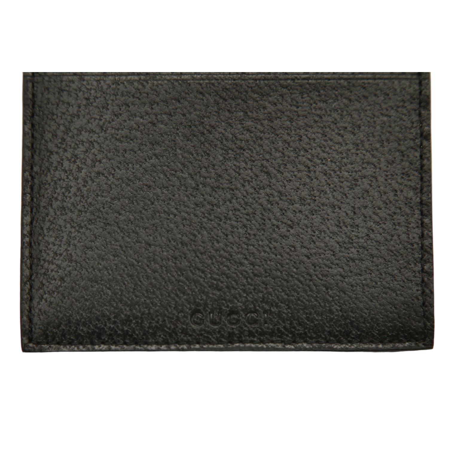 GUARANTEED AUTHENTIC GUCCI BLACK LEATHER CARD HOLDER


Design: 
  - Black leather.
   - 5 card slots.
  - Bill pocket.
  - Document slot holder.
  - Signature embossed.
  - Comes with box. 

Bag Measurements (Approximate):
   - Height, 3.5