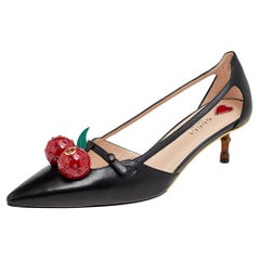 Gucci Black Leather Cherry Unia Pumps Size 39.5