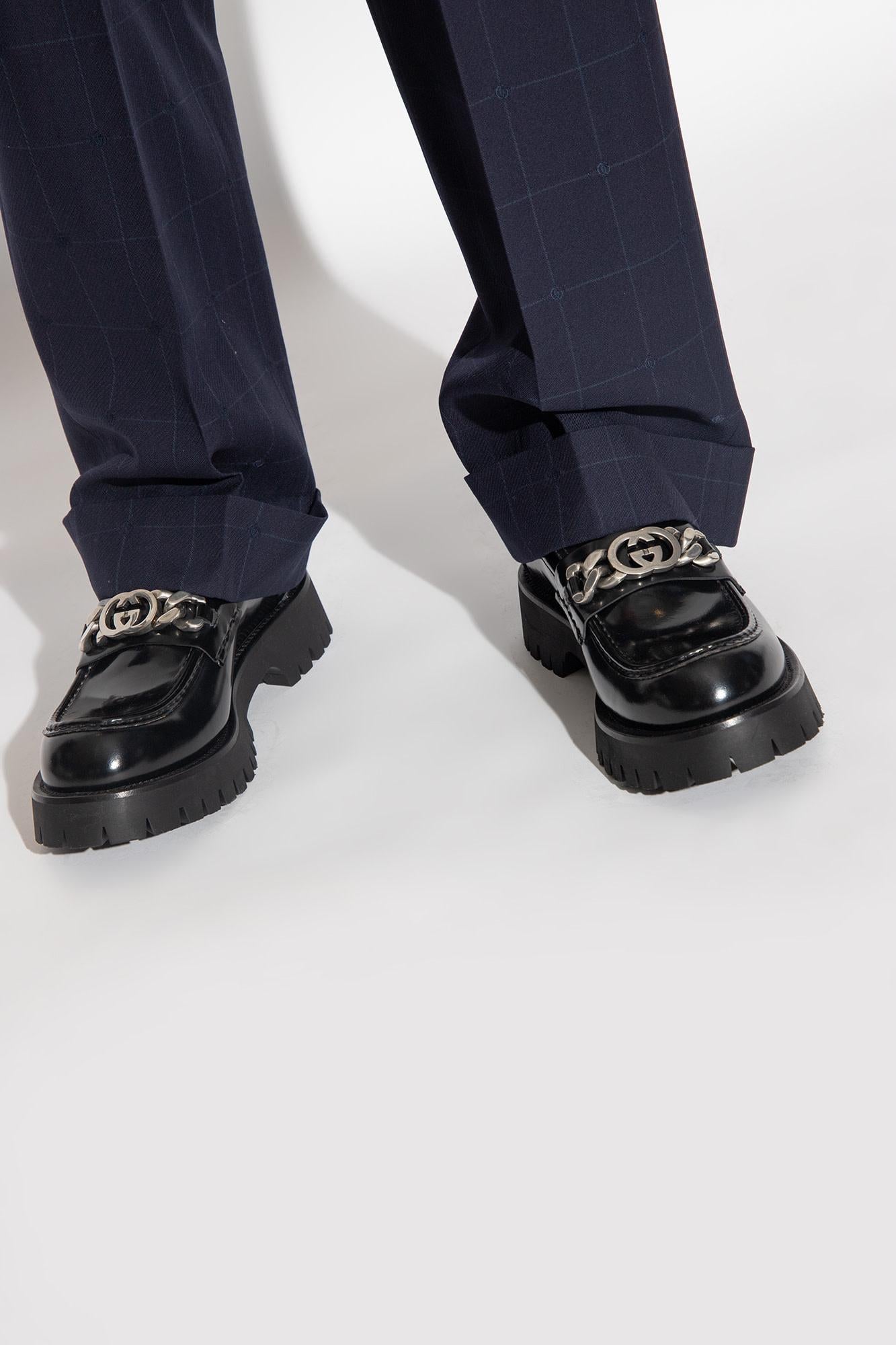 Gucci Black Leather Curb Chain Detail Loafers (US 10.5) For Sale 1