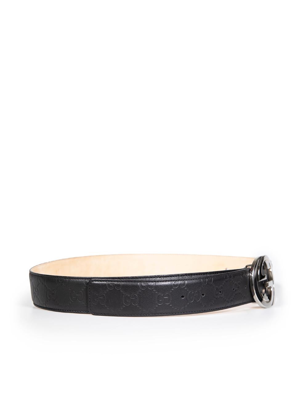 CONDITION is Very good. Hardly any visible wear to belt is evident on this used Gucci designer resale item.
 
 Details
 Black
 Leather
 Belt
 GG Logo embossed pattern
 Silver GG buckle
 
 
 Made in Italy
 
 Composition
 EXTERIOR: Leather
 INTERIOR: