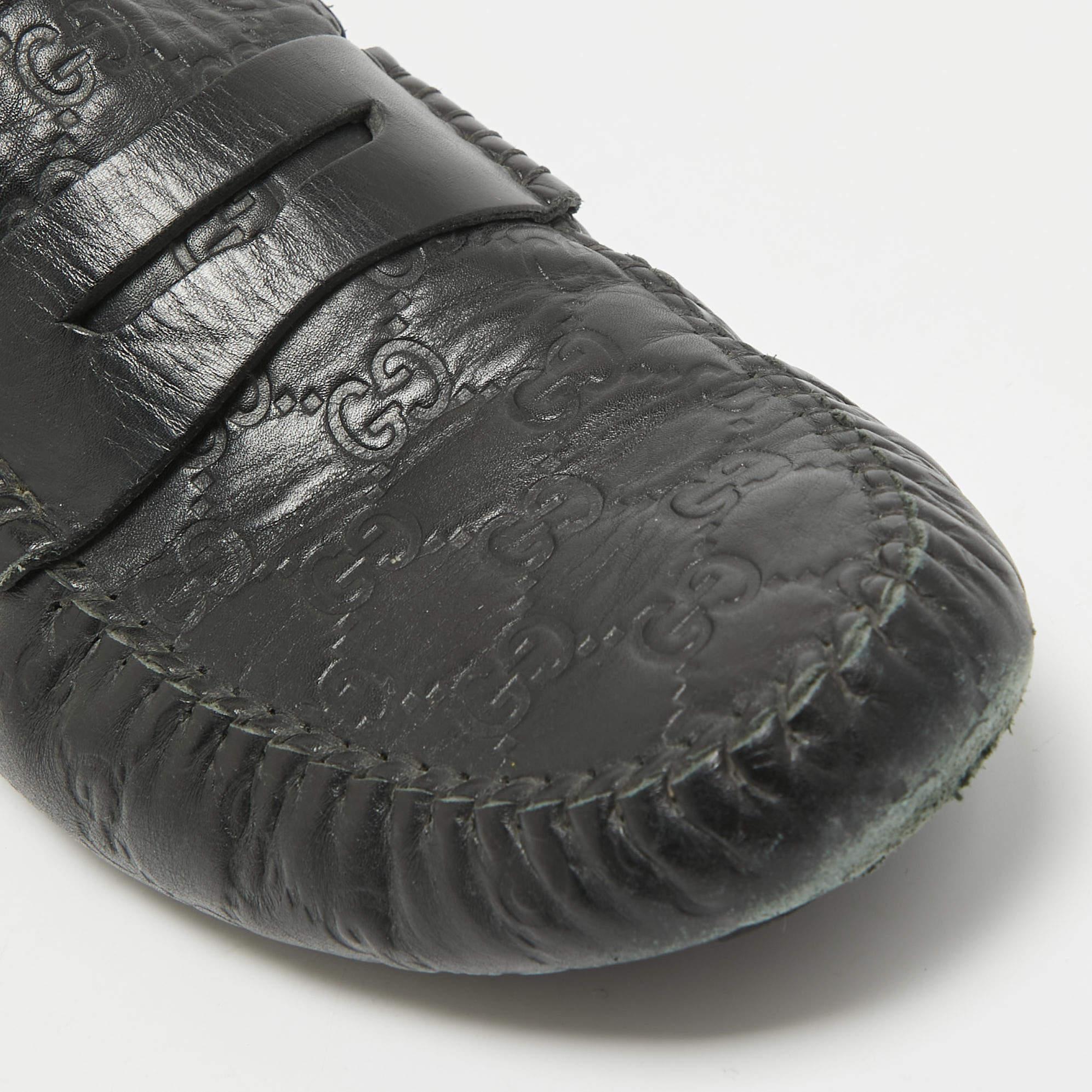 Gucci Mocassini con autista in pelle nera taglia 42.5 in vendita 2