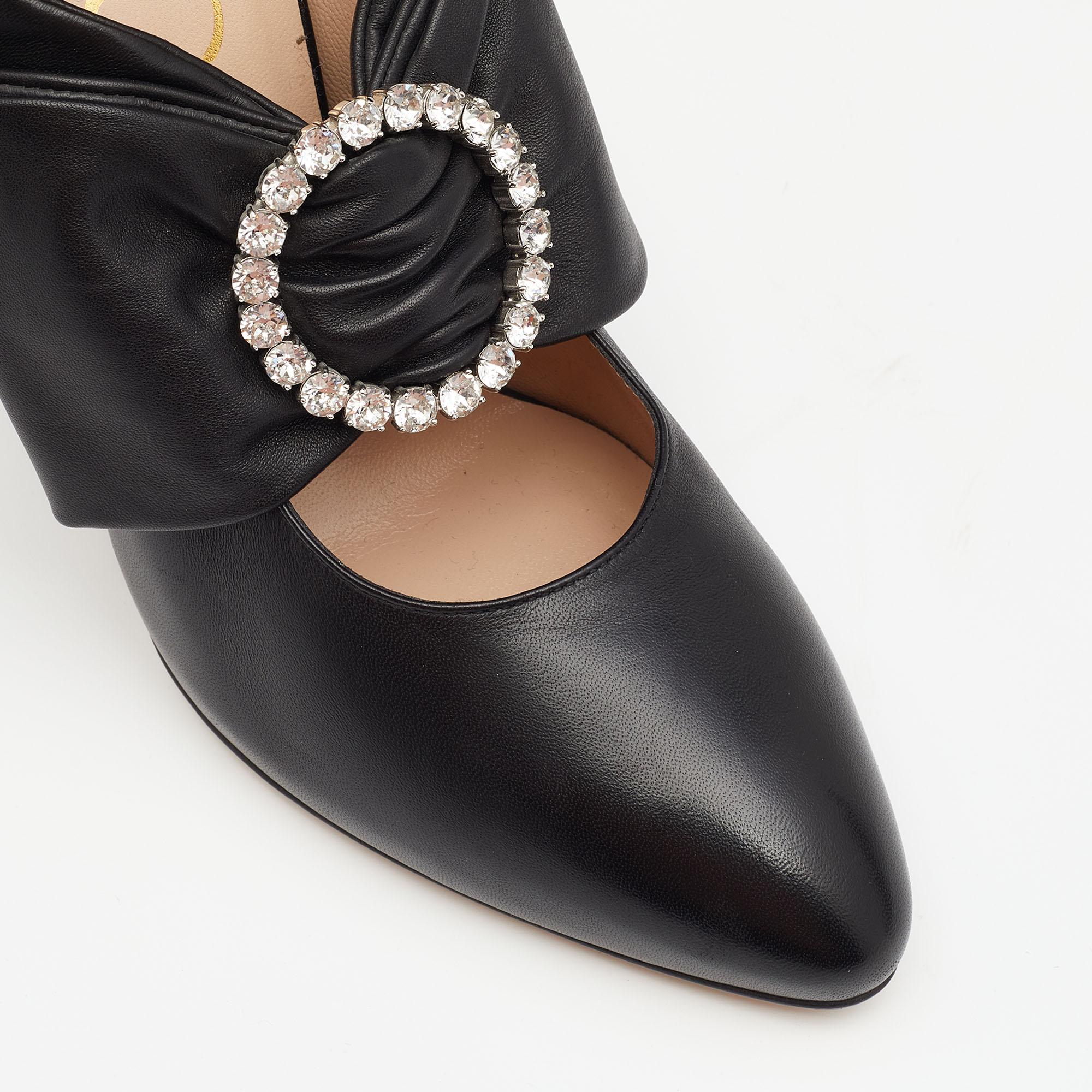Gucci Black Leather Elaisa Removable Crystal Embellished Bow Strap Pumps Size 37 In Good Condition In Dubai, Al Qouz 2