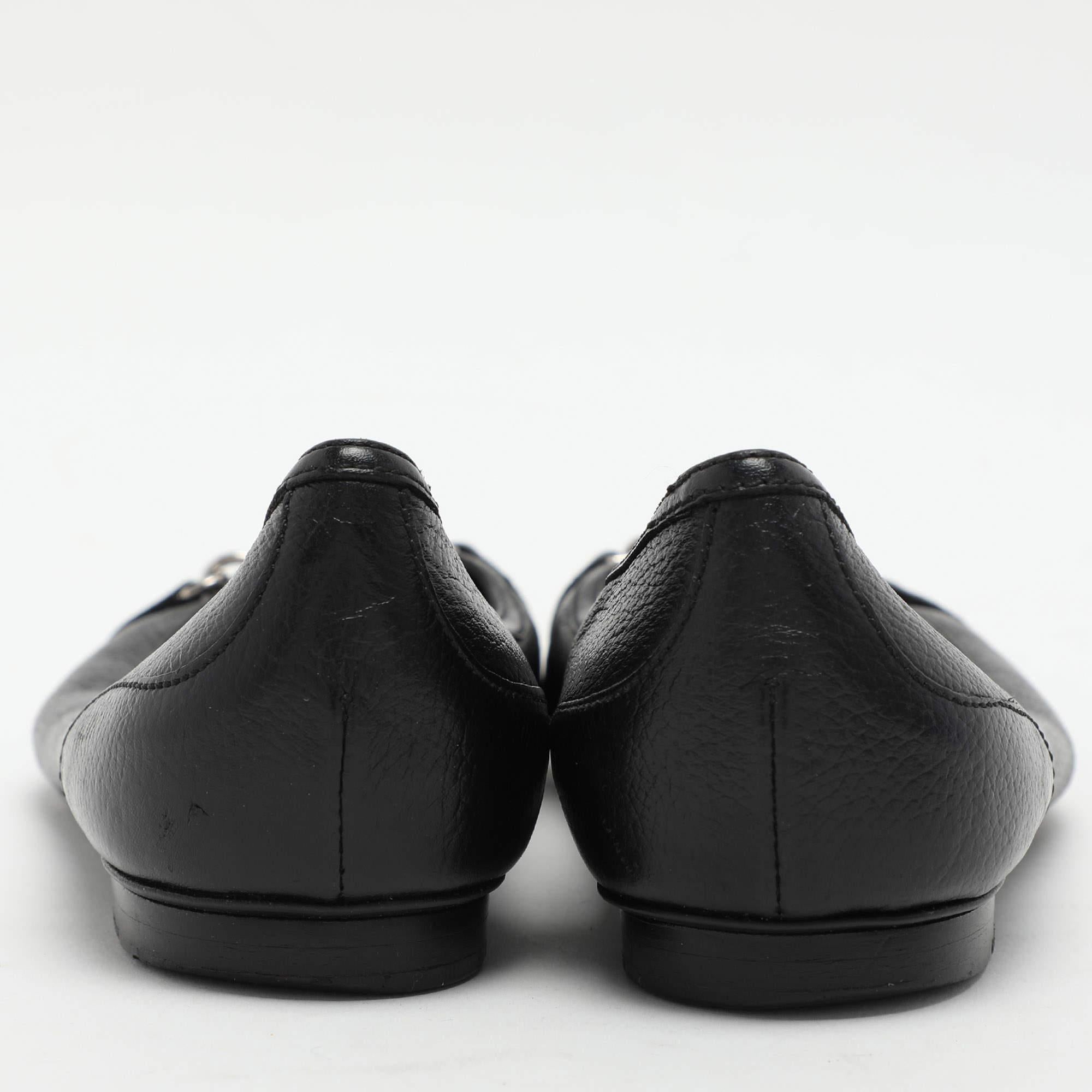 Gucci Black Leather Embellished Ballet Flats Size 36.5 For Sale 1