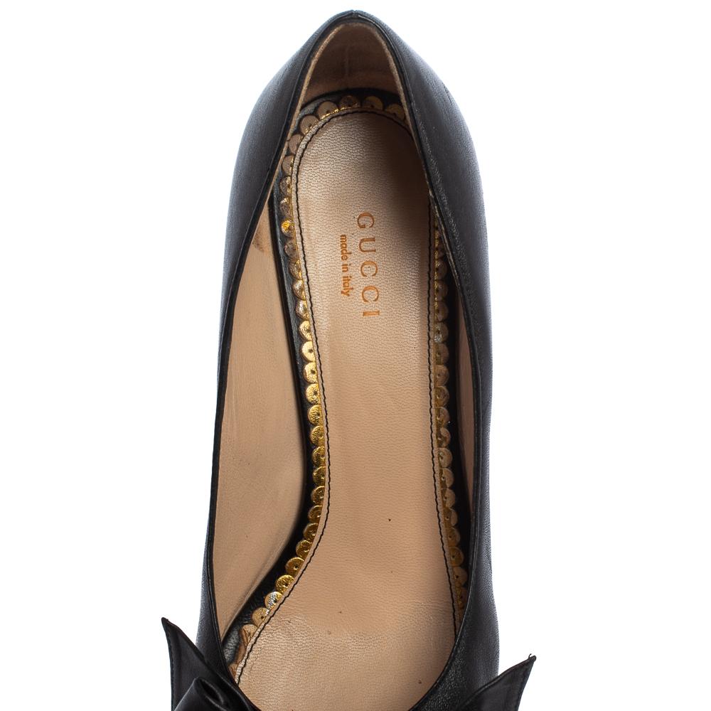 Gucci Black Leather Embellished Bow Queen Margaret Pumps Size 39 1