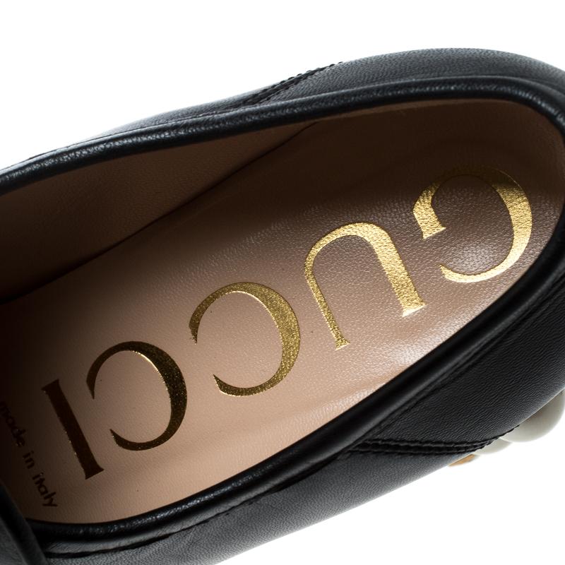 Gucci Black Leather Faux Pearl Embellished Vegas Platform Loafers Pumps Size 38 In Good Condition In Dubai, Al Qouz 2