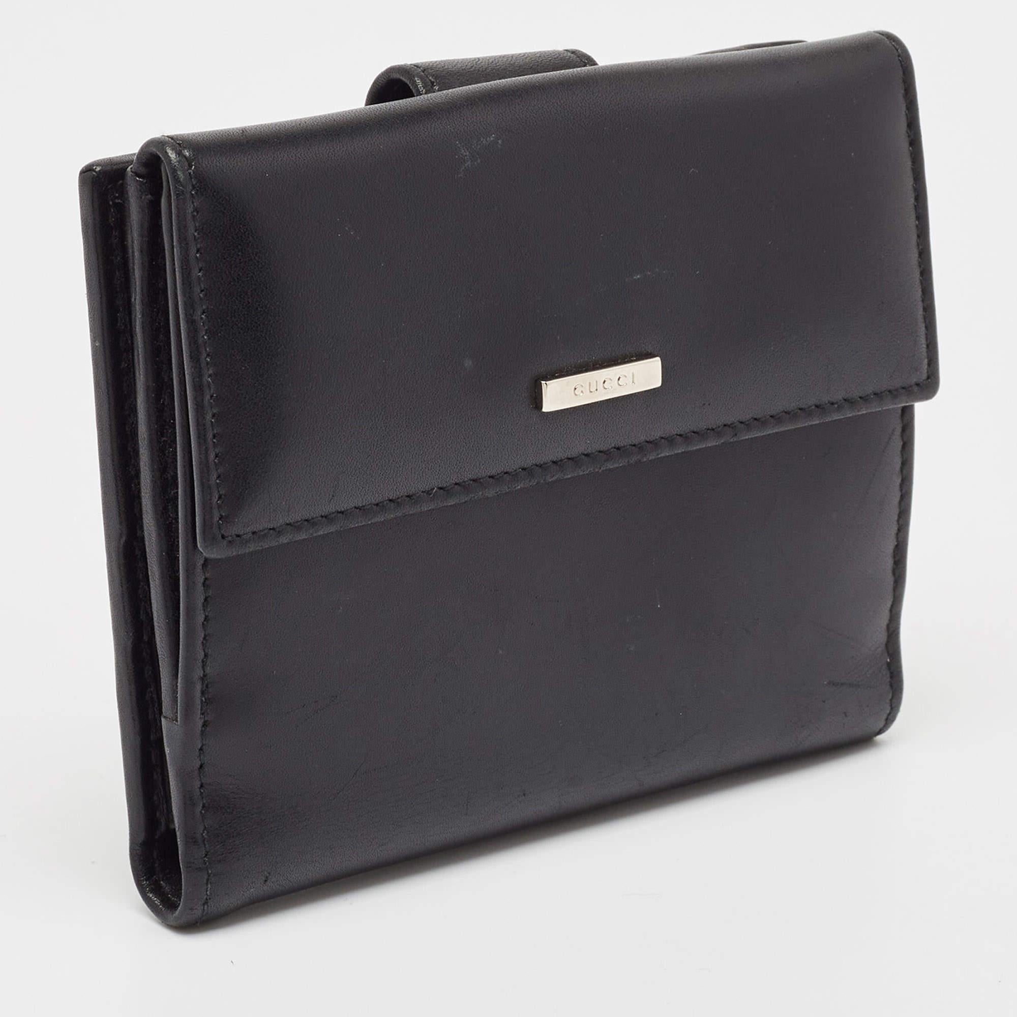 Women's Gucci Black Leather French Wallet For Sale