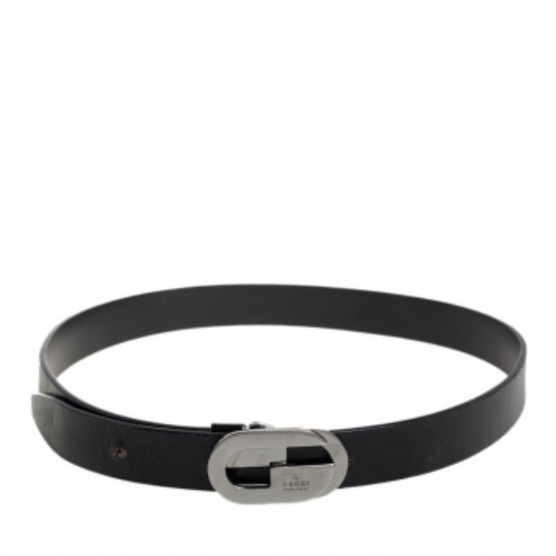 Gucci Black Leather G Buckle Belt 75CM In Fair Condition For Sale In Dubai, Al Qouz 2