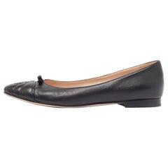 Gucci Schwarz Leder GG Cap Toe Bow Ballet Flats Größe 40