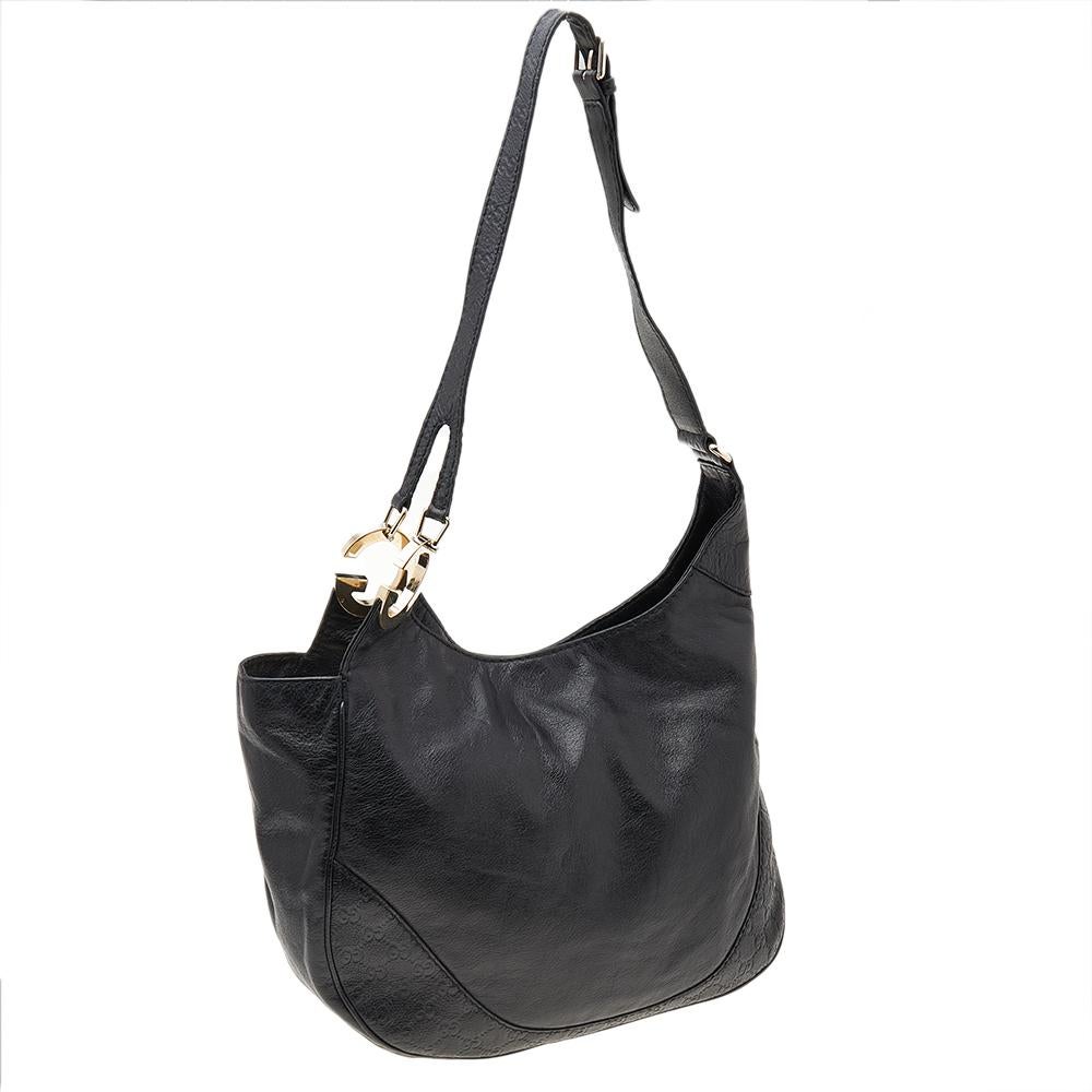 Gucci Black Leather GG Guccissima Shoulder Bag In Good Condition In Dubai, Al Qouz 2