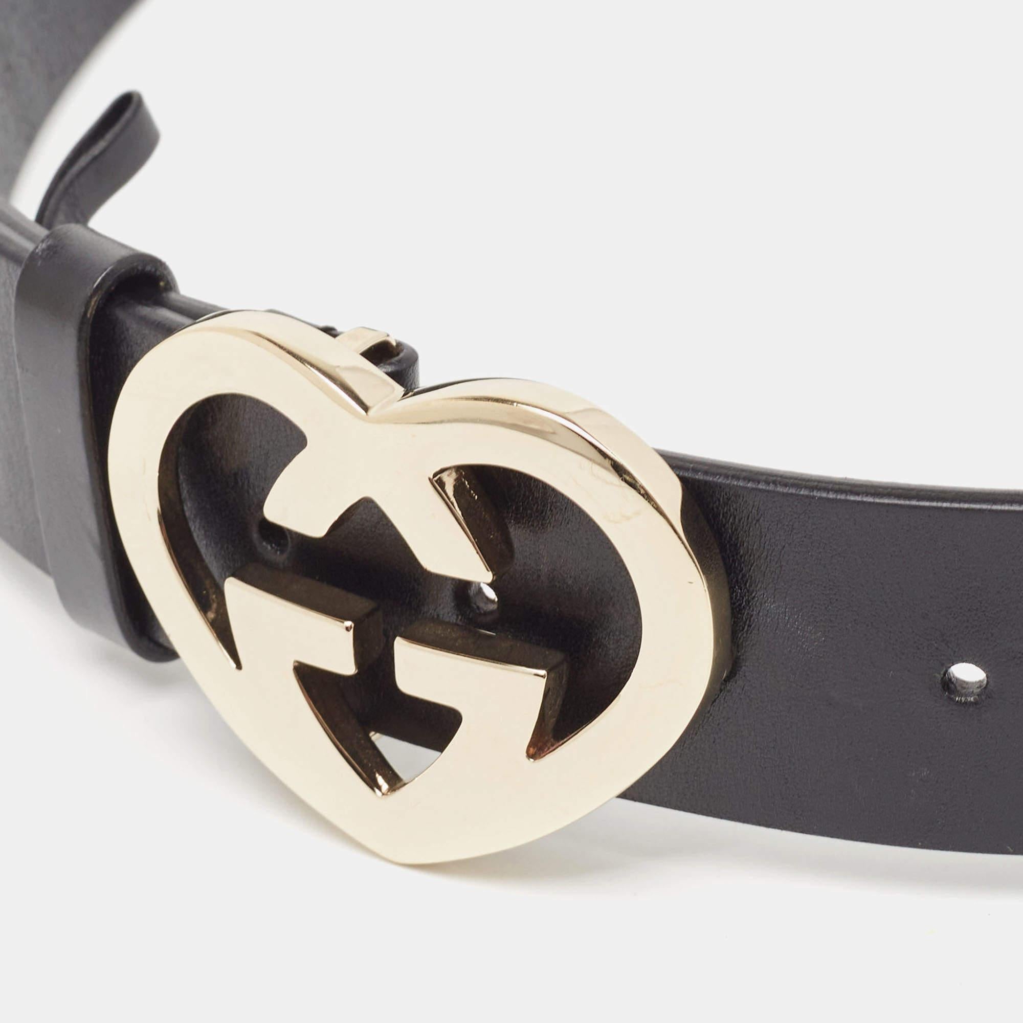 Presenting a Gucci belt that has been crafted to be durable and to suit all your refined looks. High in durability and appeal, this belt is a fine element of luxury.