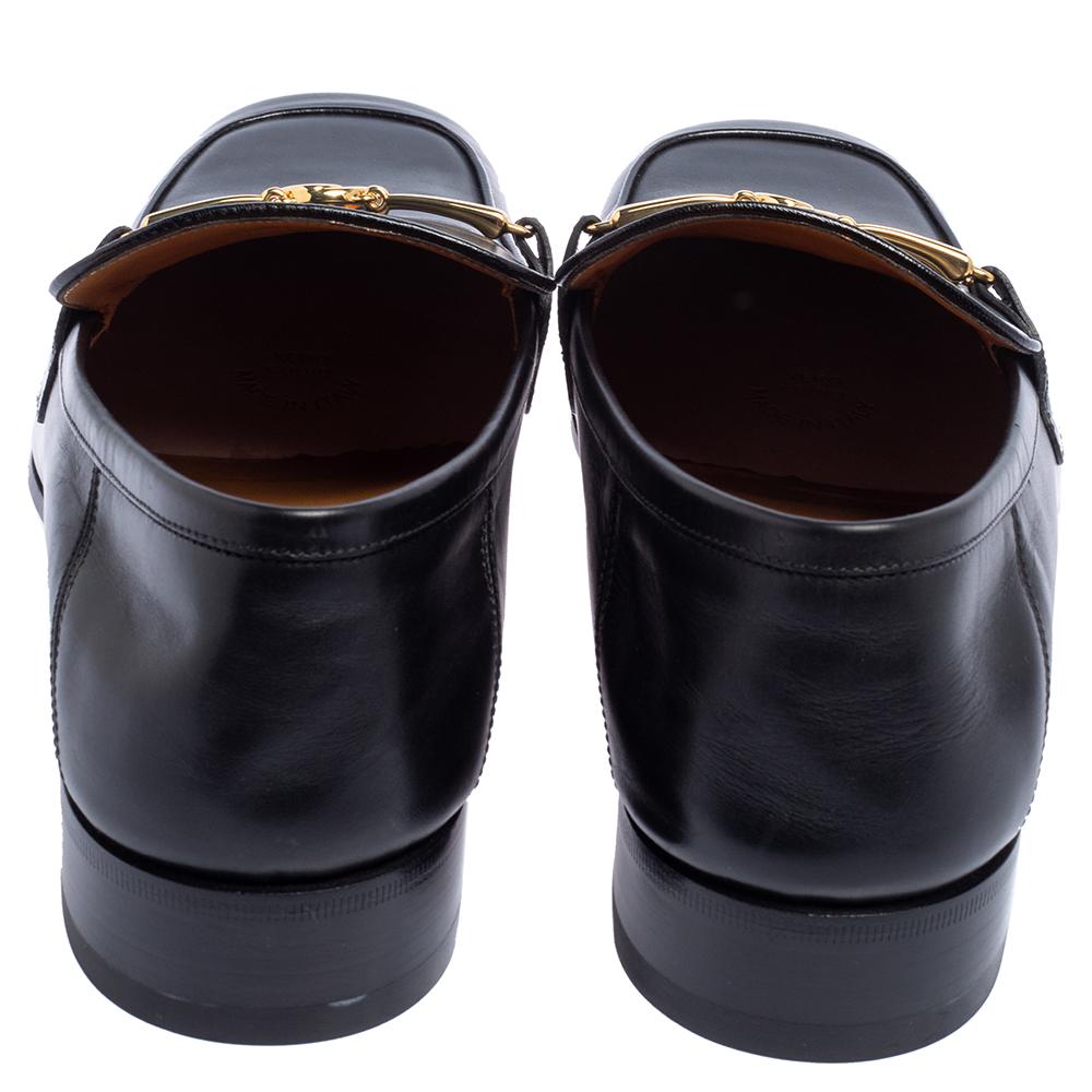 Gucci Black Leather GG Loafers Size 43.5 In New Condition In Dubai, Al Qouz 2