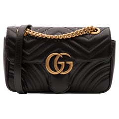 Used Gucci Black Leather GG Marmont Bag (446744)