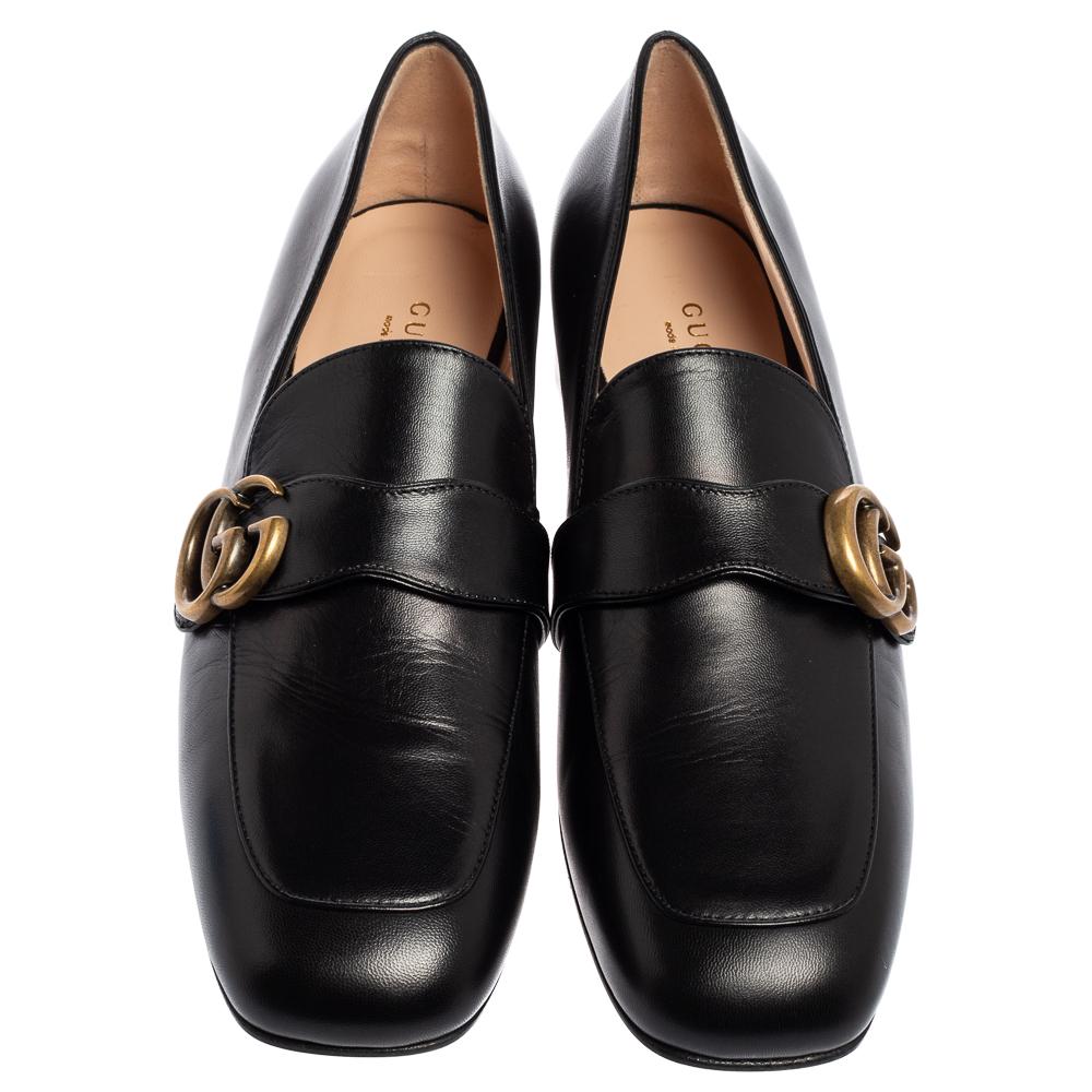 Gucci Black Leather GG Marmont Loafers Size 38.5 In New Condition In Dubai, Al Qouz 2