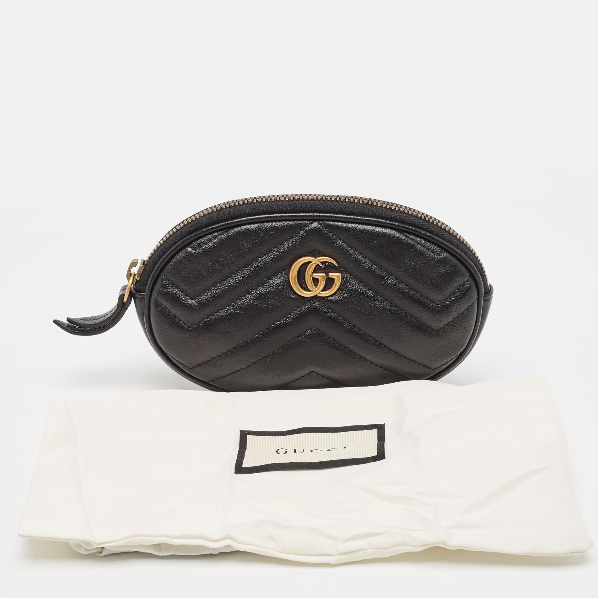 Gucci Black Leather GG Marmont Pouch For Sale 1