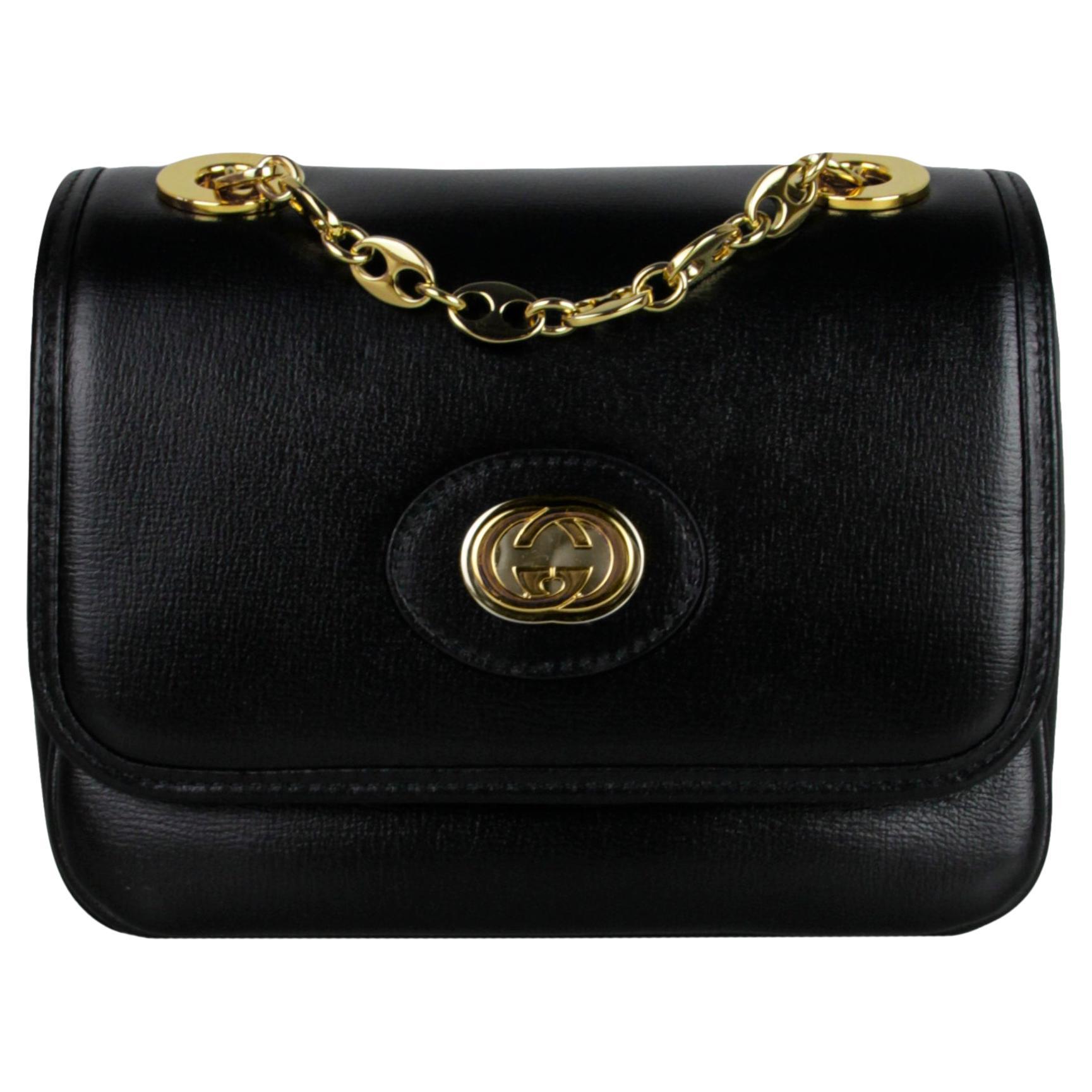 Gucci Black Leather GG Mini Marina Chain Shoulder Bag rt. $2, 590