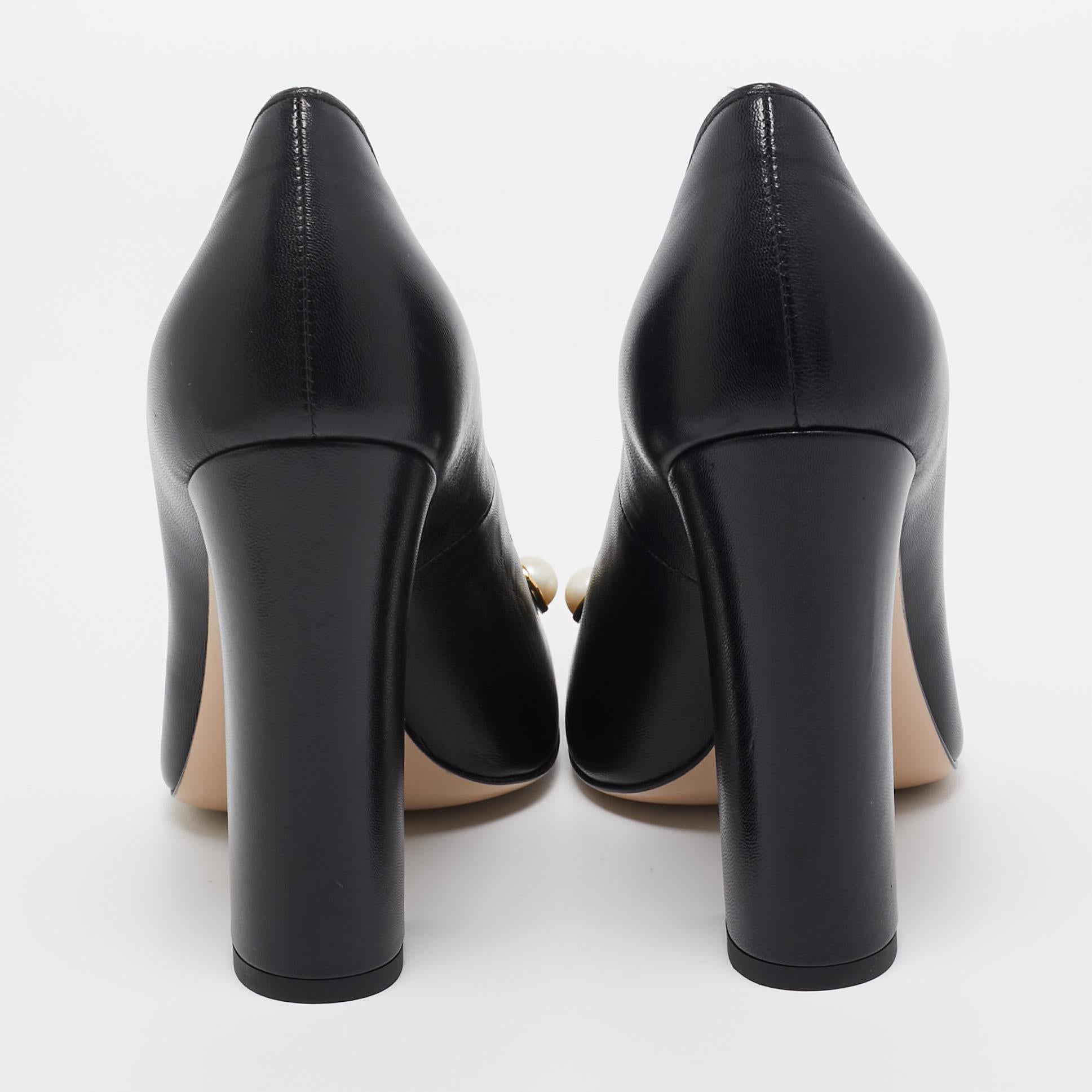 Gucci Black Leather GG Pearl Detail Pumps Size 39.5 For Sale 2