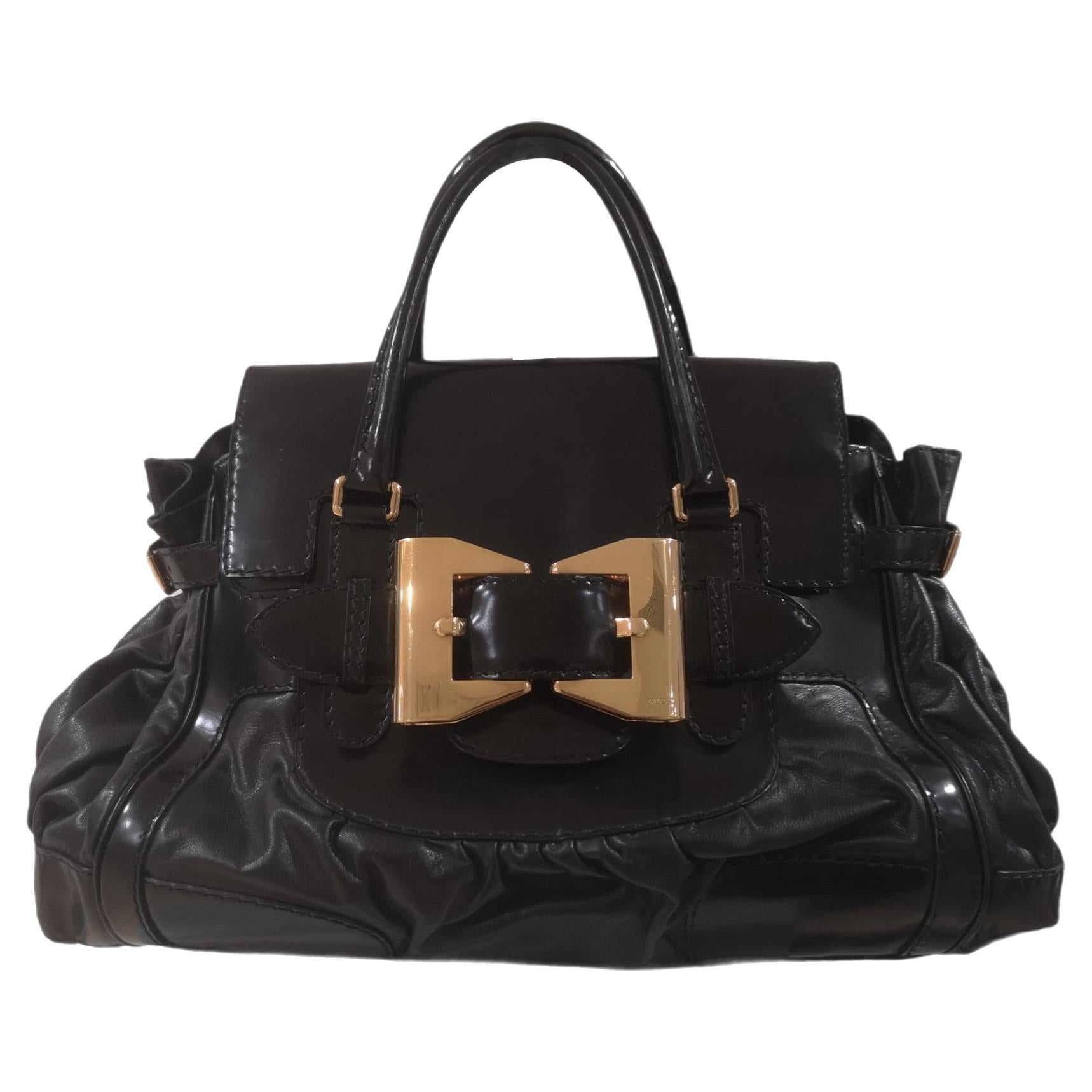 Gucci Black leather gold tone hardware shoulder handle bag